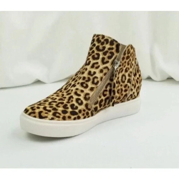 Steve Madden 7.5M Women's Animal Cheetah Print Side Zip Ankle Fashion Sneakers - Picture 1 of 12